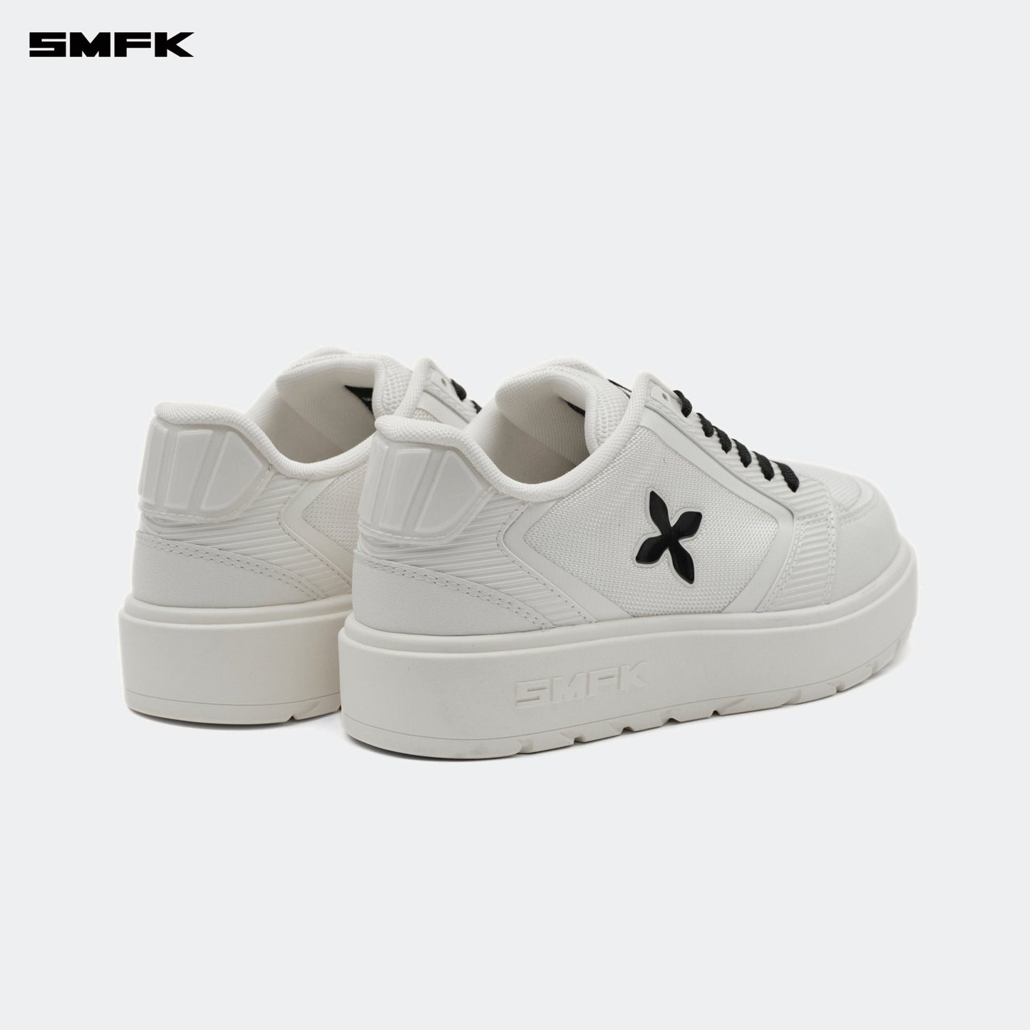 SMFK FUTURE RIPPLE GYM Low-Cut Fitness Shoes Cream