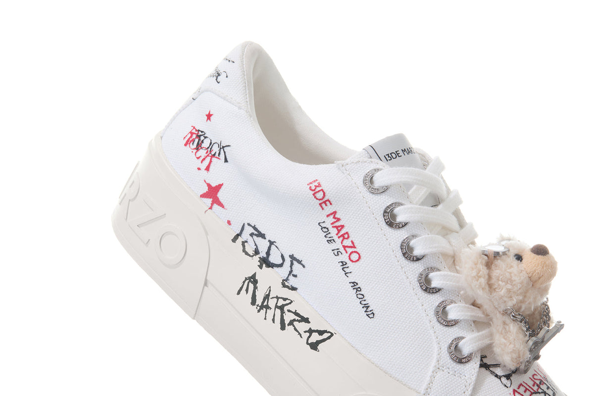 13DE MARZO Painted Canvas Shoes White
