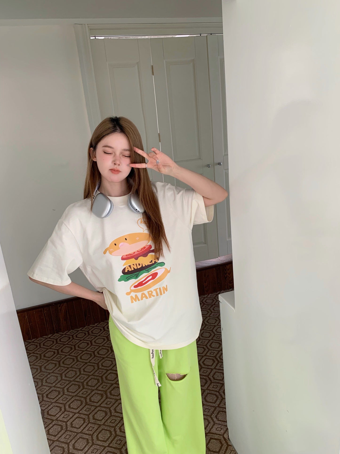 Andrea Martin Fun Burger Print Tee