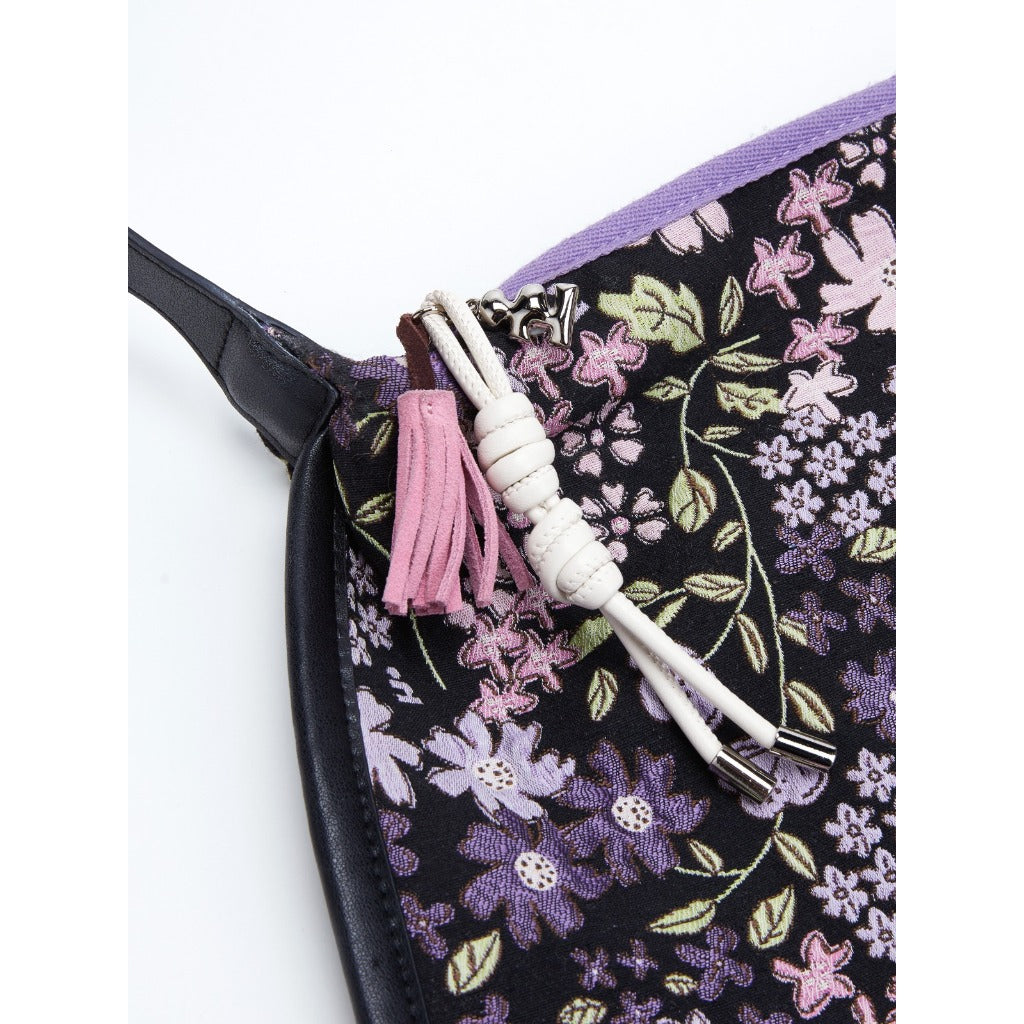 Tagi. Edge Jacquard Shoulder Bag