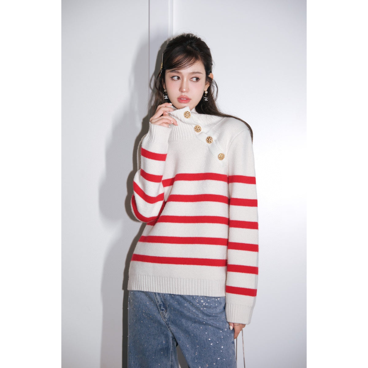 THREE QUARTERS Striped Gold Buckle Knit Sweater Red