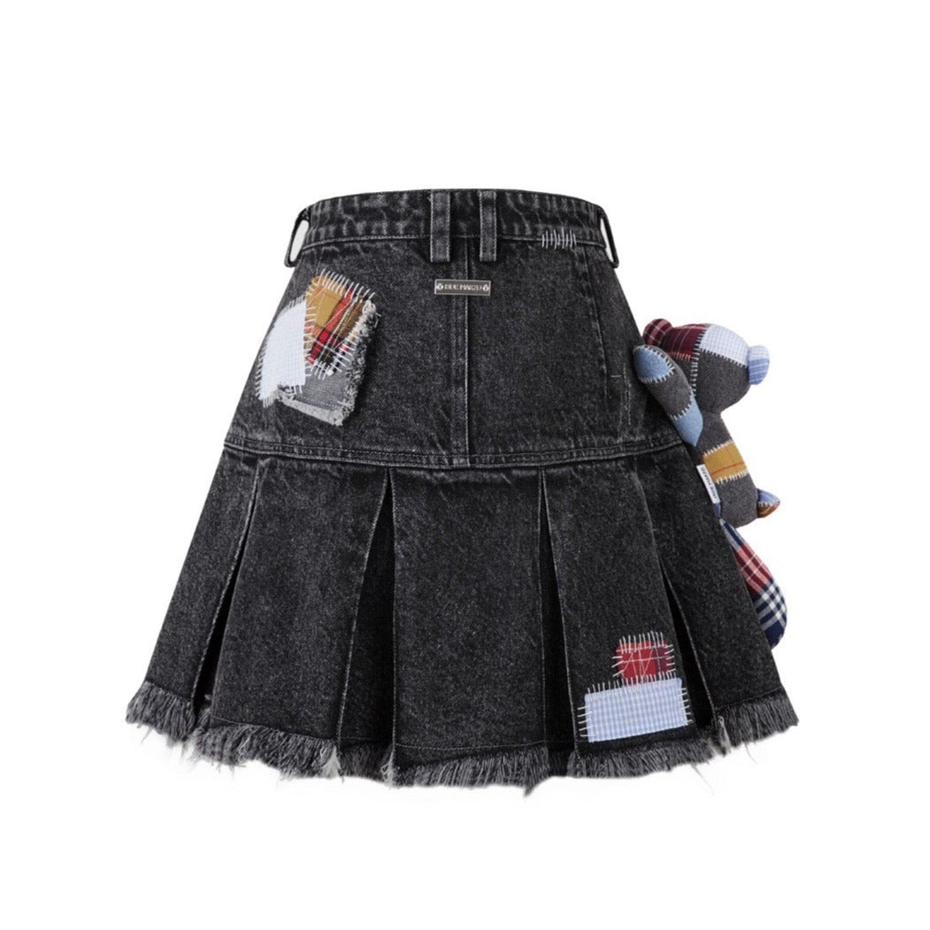 13DE MARZO Bear Patch Suture Denim Skirt Washed Black