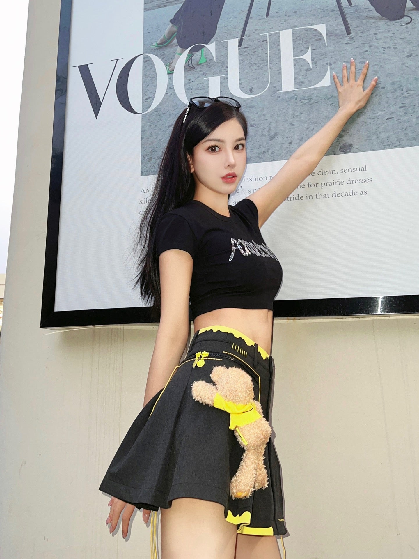 13De Marzo x Smiley Broken Suture Skirt Black