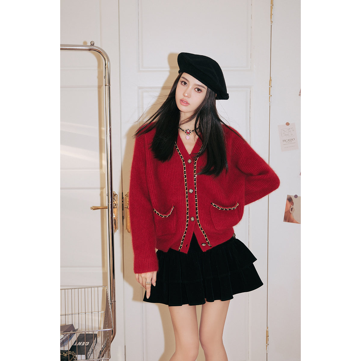 DIANA VEVINA Button Gold Chain Knit Cardigan Red