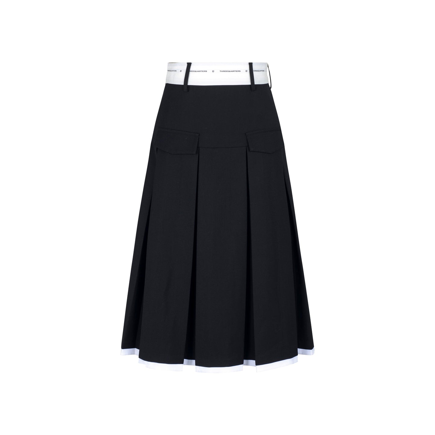 THREE QUARTERS Clashed Backless Top and LOGO Pleated Skirt Black