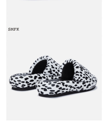 SMFK White Leopard Slippers - Fixxshop