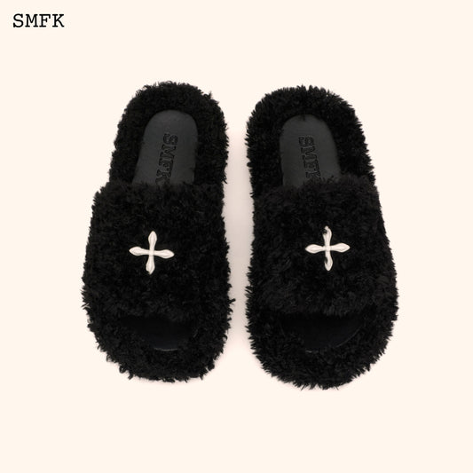 SMFK Compass Black Velvet Furry Slipper