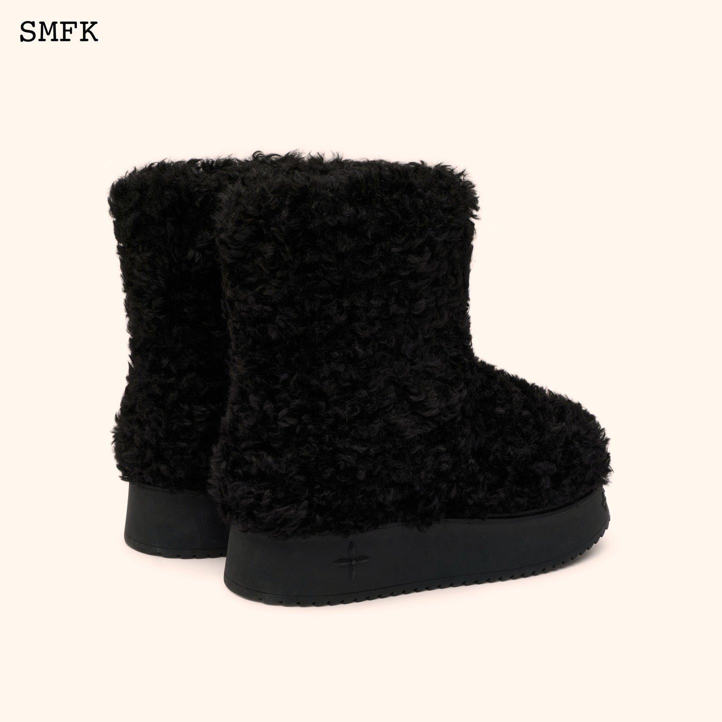 SMFK Compass Woolly Black Fluffy Boots