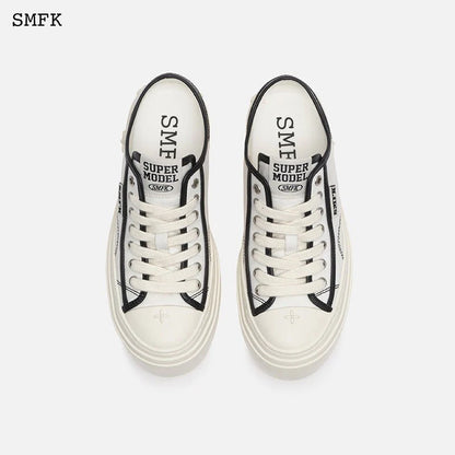 SMFK Retro College Low Top Board Shoes White