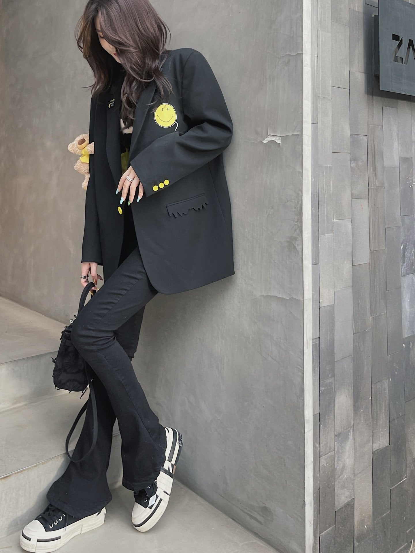 13 DE MARZO Smiley Arm Palda Bear Suit Black | MADA IN CHINA