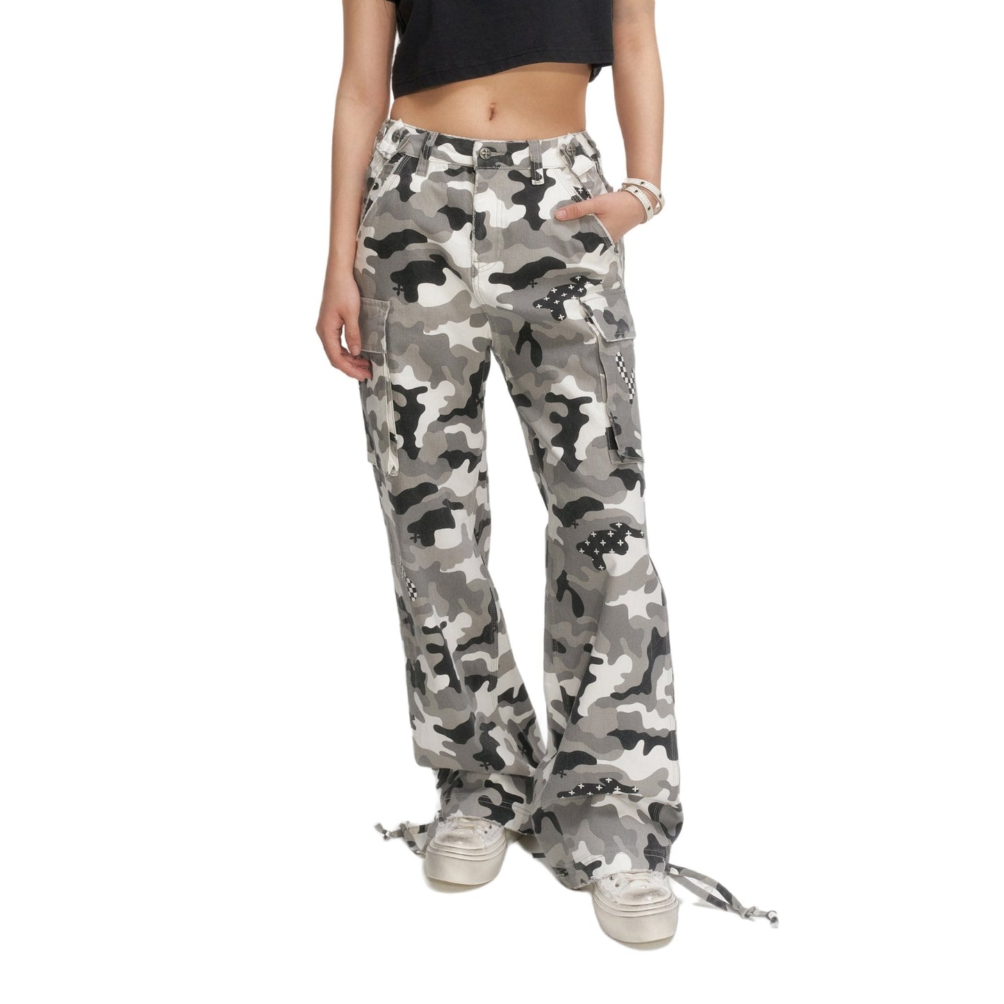 SMFK Wilderness Camouflage Cargo Pants