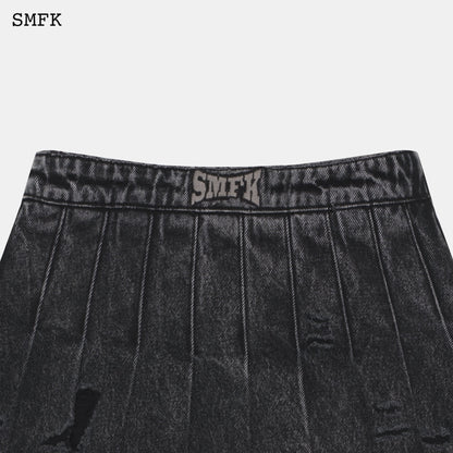 SMFK Wilderness Wandering Black Pleated Short Skirt