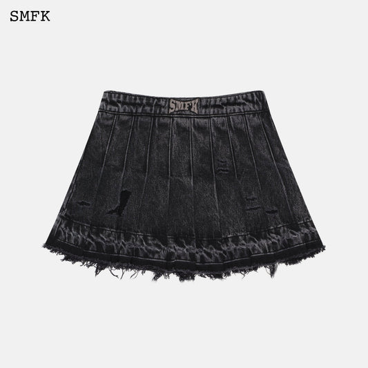 SMFK Wilderness Wandering Black Pleated Short Skirt